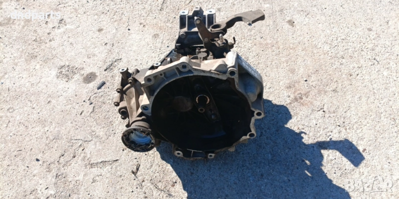 Скорости VW Golf 5 1.4i 2006г.(Код двигател BCA)	, снимка 1