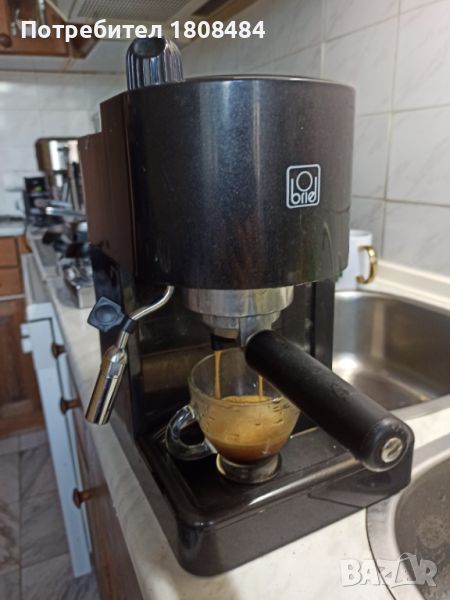Кафемашина Бриел с ръкохватка с крема диск, работи отлично и прави хубаво кафе с каймак , снимка 1