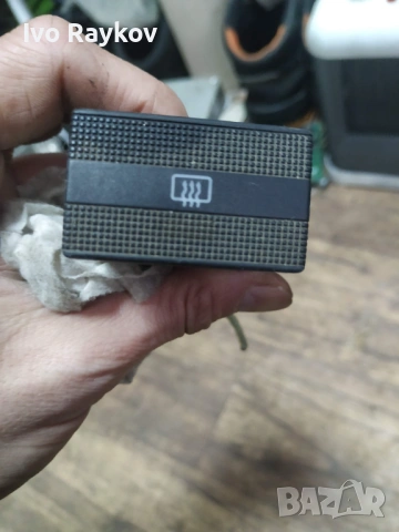 Бутон подгрев , задно стъкло за VW GOLF III , 3 , 1H0959621, снимка 5 - Части - 52753687