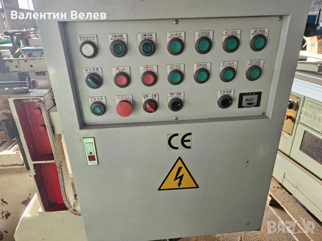 Автоматичен копирен струг за дървени крачета,година 2012,пълен автмат, снимка 11 - Други машини и части - 53652277