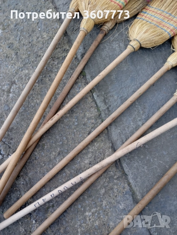 Метла с дървена дръжка , снимка 3 - Градински инструменти - 52833836