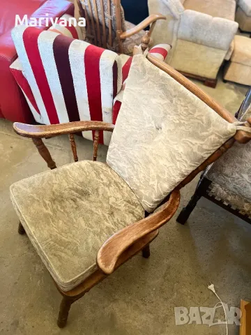 Ретро фотьойл с дървена конструкция , снимка 3 - Дивани и мека мебел - 50065435