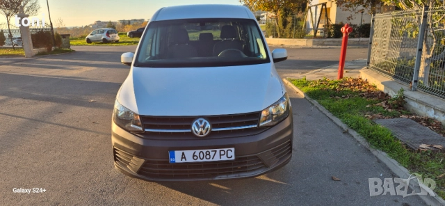 Продавам фолсфаген кади макси 1.4 метан бензит 2019г.