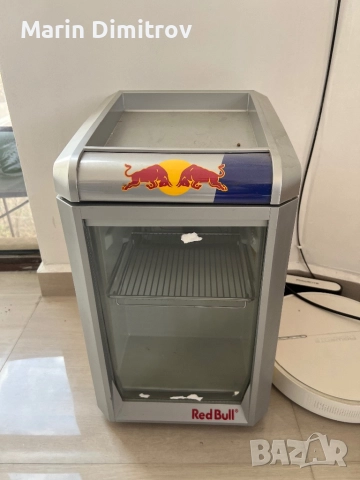 Мини хладилник RED BULL