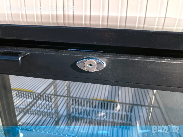 Хладилна витрина вертикална, 198 литра SC-198, снимка 2 - Хладилни витрини и фризери - 52636504