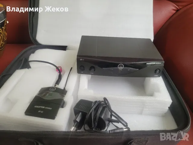 Безжичен инструментален микрофон AKG SR-45, снимка 2 - Други - 47193811