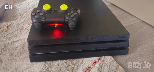 Продавам PlayStation 4 Pro – хакнат, jailbreak,безплатни игри.