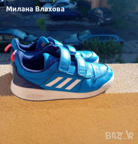 Прекрасни маратонки adidas, снимка 2 - Детски маратонки - 45495221
