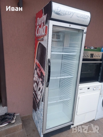 Хладилна витрина 