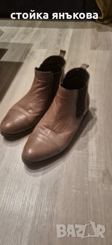 Продавам дамски кафяви боти естествена кожа