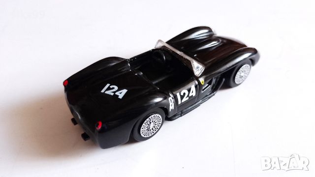 Bburago - FERRARI 250 TESTA ROSSA - 1:43, снимка 4 - Колекции - 45958002