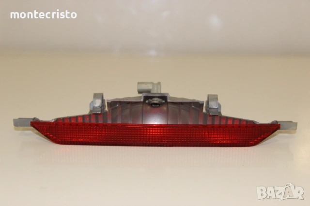 Трети стоп Toyota Avensis Verso (2001-2004г.) трети стоп заден капак Тойота Авенсис Версо