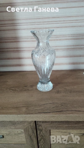 Кристална ваза 