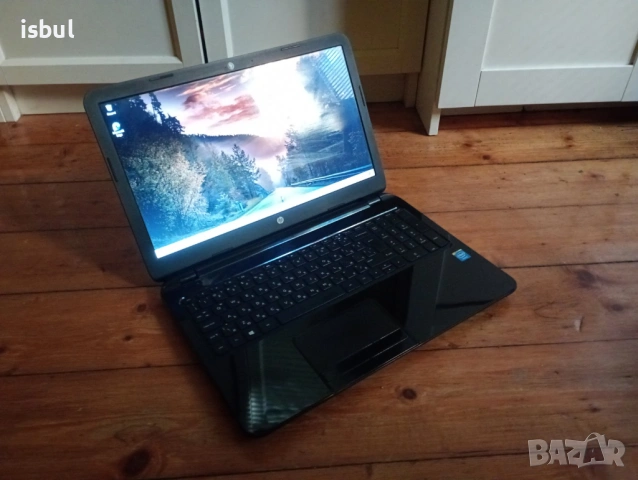 Лаптоп Hp, отличен, Pentium N3540 Quad core, батерия 3 часа , НОВО SSD, снимка 2 - Лаптопи за дома - 53056504