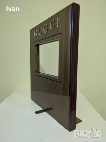 Оригинална ретро антична стойка GUCCI 1960 рамка за снимка + подарък GUCCI, снимка 7 - Колекции - 53487967