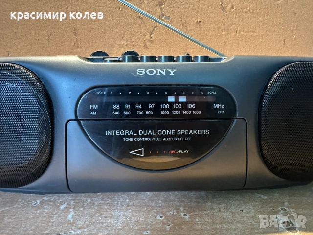 радиокасетофон "SONY CFS-B11", снимка 2 - Радиокасетофони, транзистори - 53485140