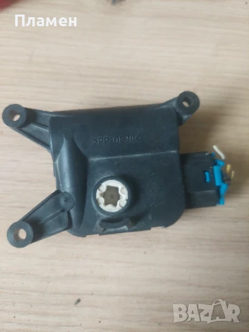 Моторче клапа парно за VW и Audi , снимка 2 - Части - 51203674