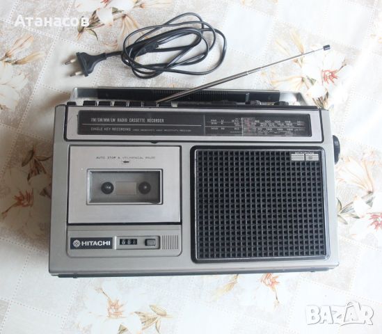 HITACHI TRK-5404Е радиокасетофон