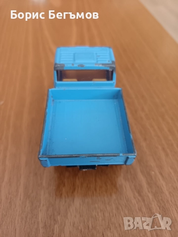 Метално камионче Мерцедес/Siku 1620 Mercedes Benz , снимка 6 - Колекции - 52910313