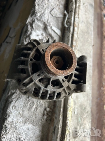 алтернатор 1.8 2.0 16V Renault Laguna Megane Scenic 8200030635 генератор динамо, снимка 2 - Части - 53939718