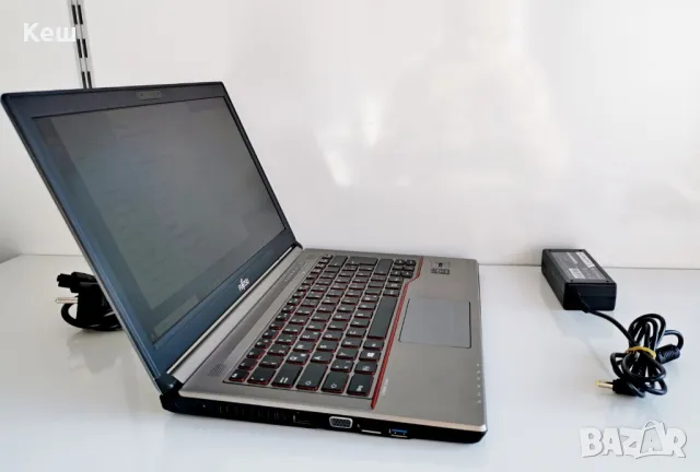 Лаптоп Fujitsu Lifebook E744 , снимка 2 - Лаптопи за дома - 49080798