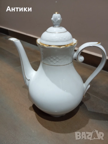 Порцеланов чайник кана маркиран, снимка 2 - Сервизи - 52513885