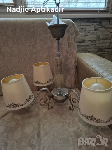 Запазен полилей с красиви орнаменти, снимка 5 - Полилеи - 52435515