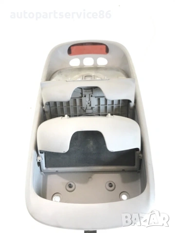 Вътрешна предна лампа за KIA Sedona 2.9 CRDi (2002-2006) OK53E51410, снимка 2 - Части - 53287529