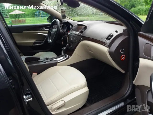 Opel Insignia 2.0 CDTI 4x4, снимка 6 - Автомобили и джипове - 50112206