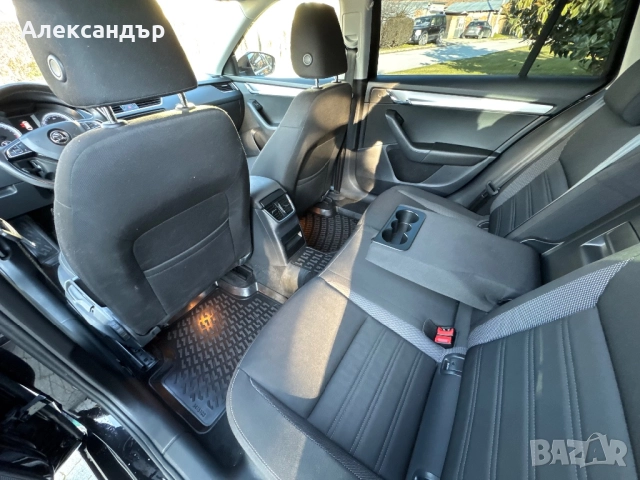 Шкода Октавия , снимка 10 - Автомобили и джипове - 52914880