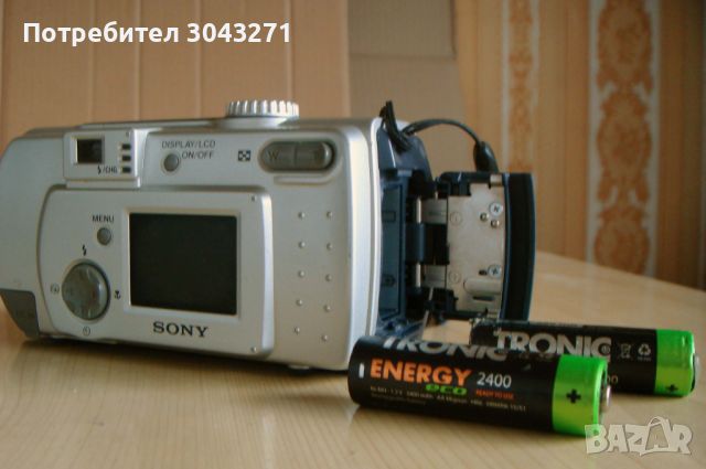 SONY DSC-P50 Cyber-shot 2.1 mega pixels. РЕТРО , снимка 3 - Фотоапарати - 45319799