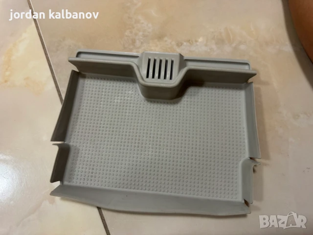 Комплект Плафон и Жапки таван за Vw Touran само за 100лв. 1T0868837C, снимка 10 - Части - 51152898