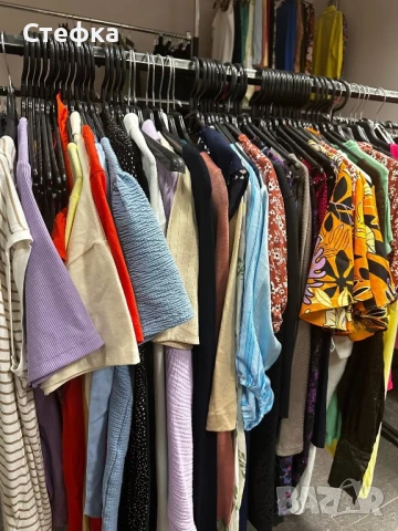 Пакет 100Бр дрехи на Едро , снимка 5 - Други - 51080525