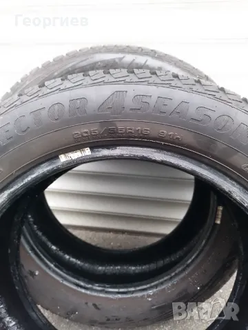 2 броя зимни гуми 205 55 16 Goodyear , снимка 3 - Гуми и джанти - 48337193