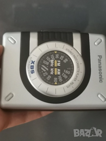 Музикален касетен плеър (WALKMEN) с AM/FM радио Panasonic RQ-V75, снимка 2 - Радиокасетофони, транзистори - 51658775