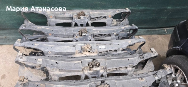 Предни маски за Голф 4, снимка 4 - Части - 52140663