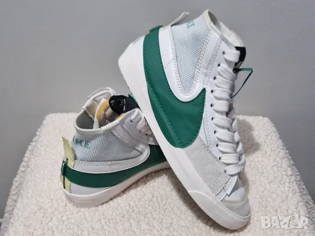 Nike Blazer Mid 77 Jumbo, 42 5 номер, само пробвани!, снимка 5 - Маратонки - 50072018