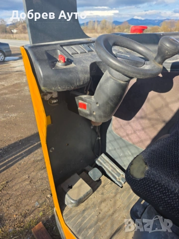 Продавам / Заменям Рич трак  JUNGHEINRICH ETV 214 Side Shift  , снимка 5 - Индустриална техника - 54009134