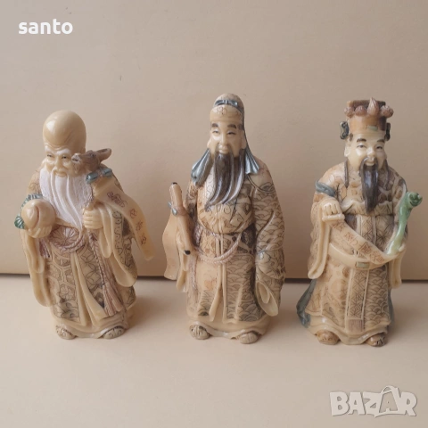 Фигурки китаиски божества