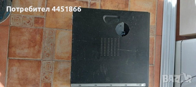 Кутия от компютър, снимка 2 - Захранвания и кутии - 52849814