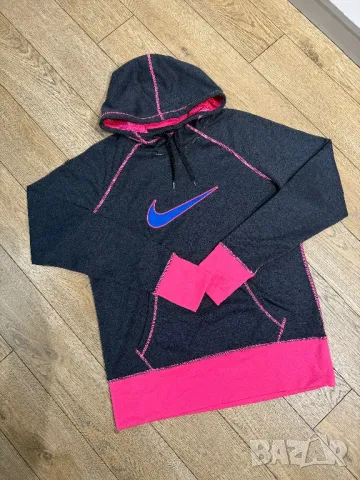 Оригинално дамско горнище Nike Swoosh | M размер, снимка 1 - Суичъри - 49299557