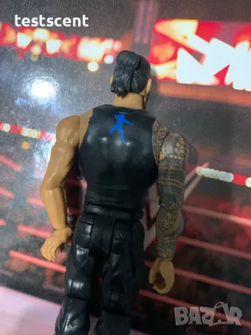 Екшън фигура WWE Roman Reigns Basic Series mattel Роман Рейнс Big Dog The Shield Logo играчка, снимка 6 - Колекции - 48384776