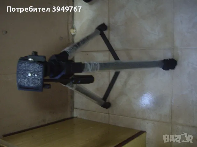 Статив за фотоапарат ,чисто нов., снимка 4 - Чанти, стативи, аксесоари - 50275275