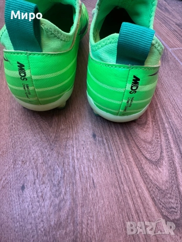 Nike , снимка 4 - Детски маратонки - 51687683