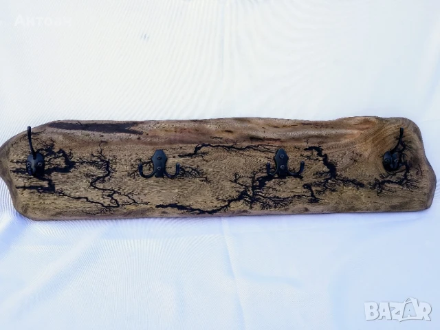 Ръчно изработена закачалка за дрехи- орех масив, снимка 3 - Закачалки - 50557255