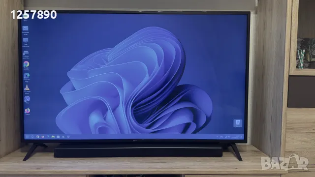 Телевизор LG 60 инча, снимка 2 - Телевизори - 47956997