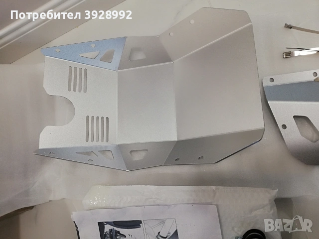 Предпазна плоча за Suzuki V-Strom, снимка 3 - Аксесоари и консумативи - 53294595