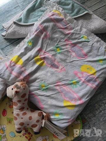Dormeo бебешки сет-възглавничка ,одеало+подаръци, снимка 6 - Спално бельо и завивки - 44990602