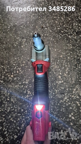 milwaukee нитачка с батерия , снимка 3 - Други инструменти - 54077176