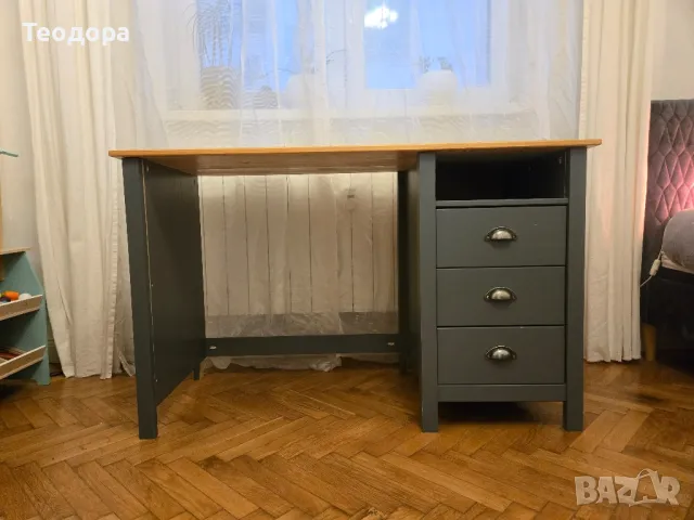 Бюро Hill с 3 чекмеджета сиво 120x50x74 см бор масив, снимка 1 - Бюра - 48812500